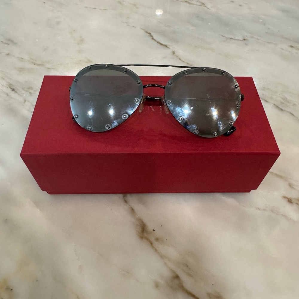 Stylish Silver Valentino Studded Sunglasses